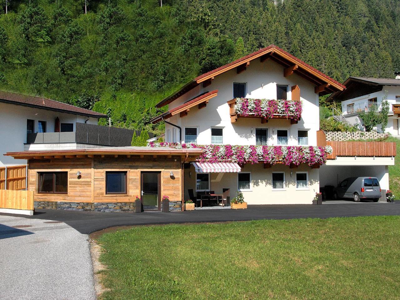 Apartment Christian Mayrhofen Esterno foto